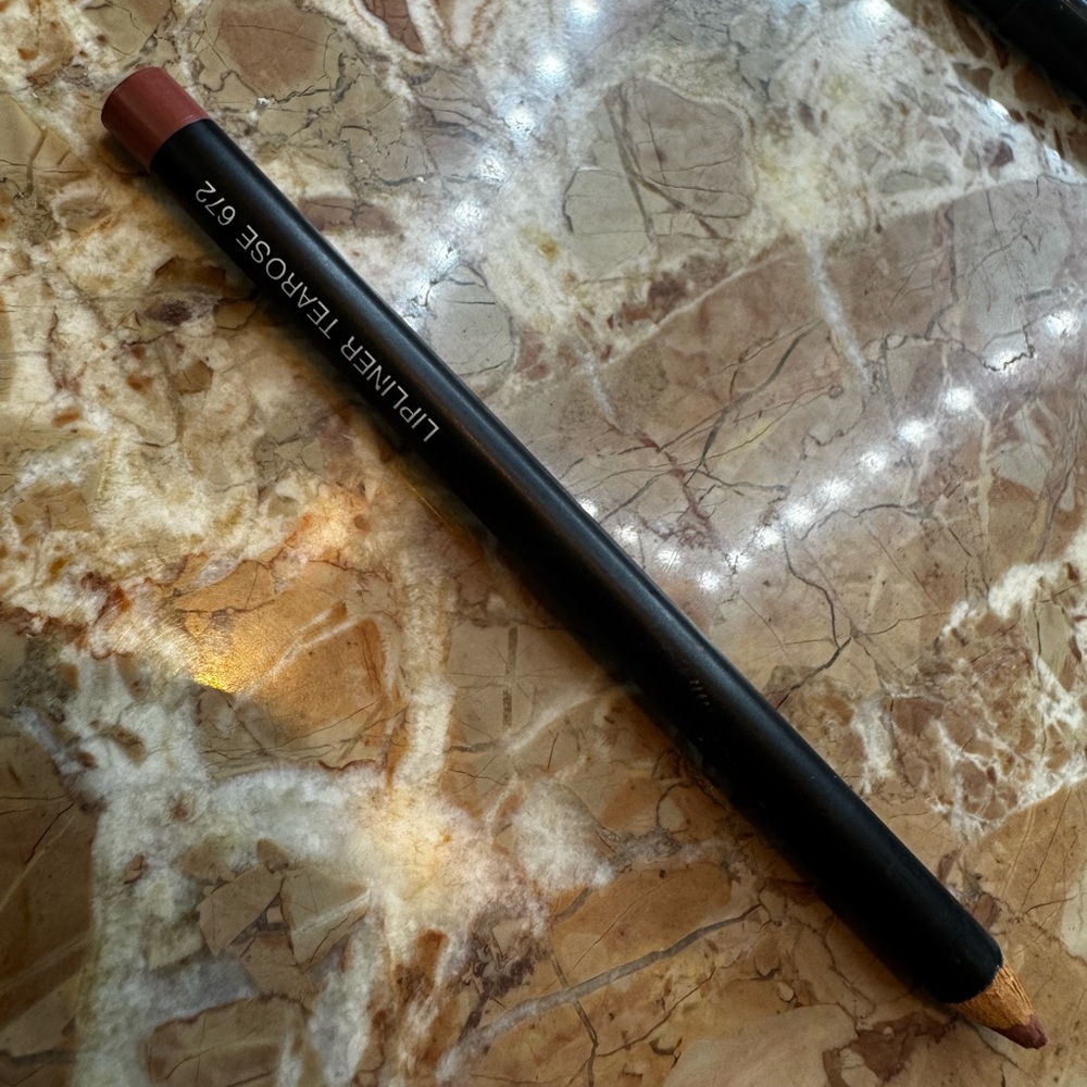 MAC Cosmetics Lip Liner in Terracotta